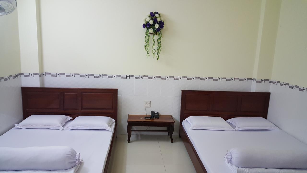 Huynh Nhu Hotel Ca Mau Bagian luar foto